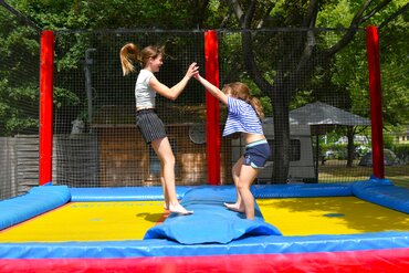 Englischtagescamp Wien / Parkour & Trampolin